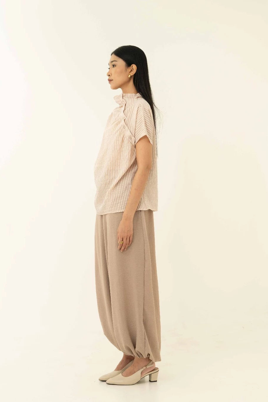 Hagia Pants Beige - Monday To Friday