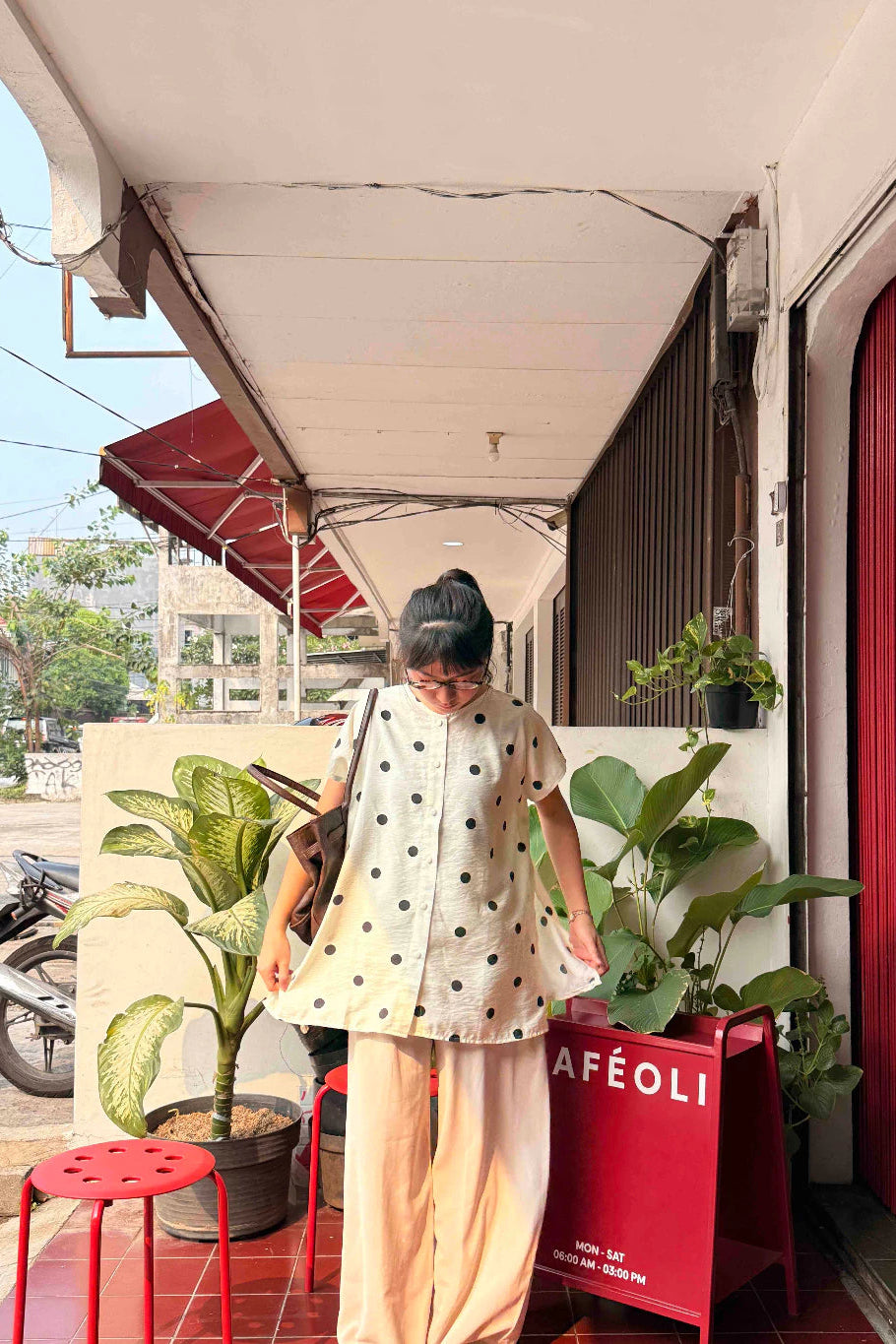 Yuna Top Polka White - Monday To Friday