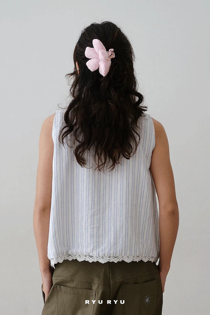Lace Collar Shirt In Light Blue - Ryuryu
