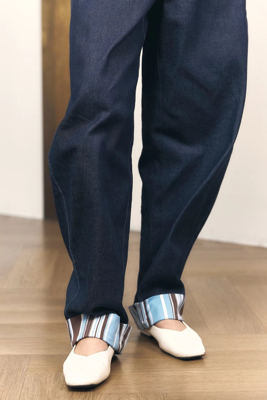 Coastline Barrel Denim Pants - LR Studio