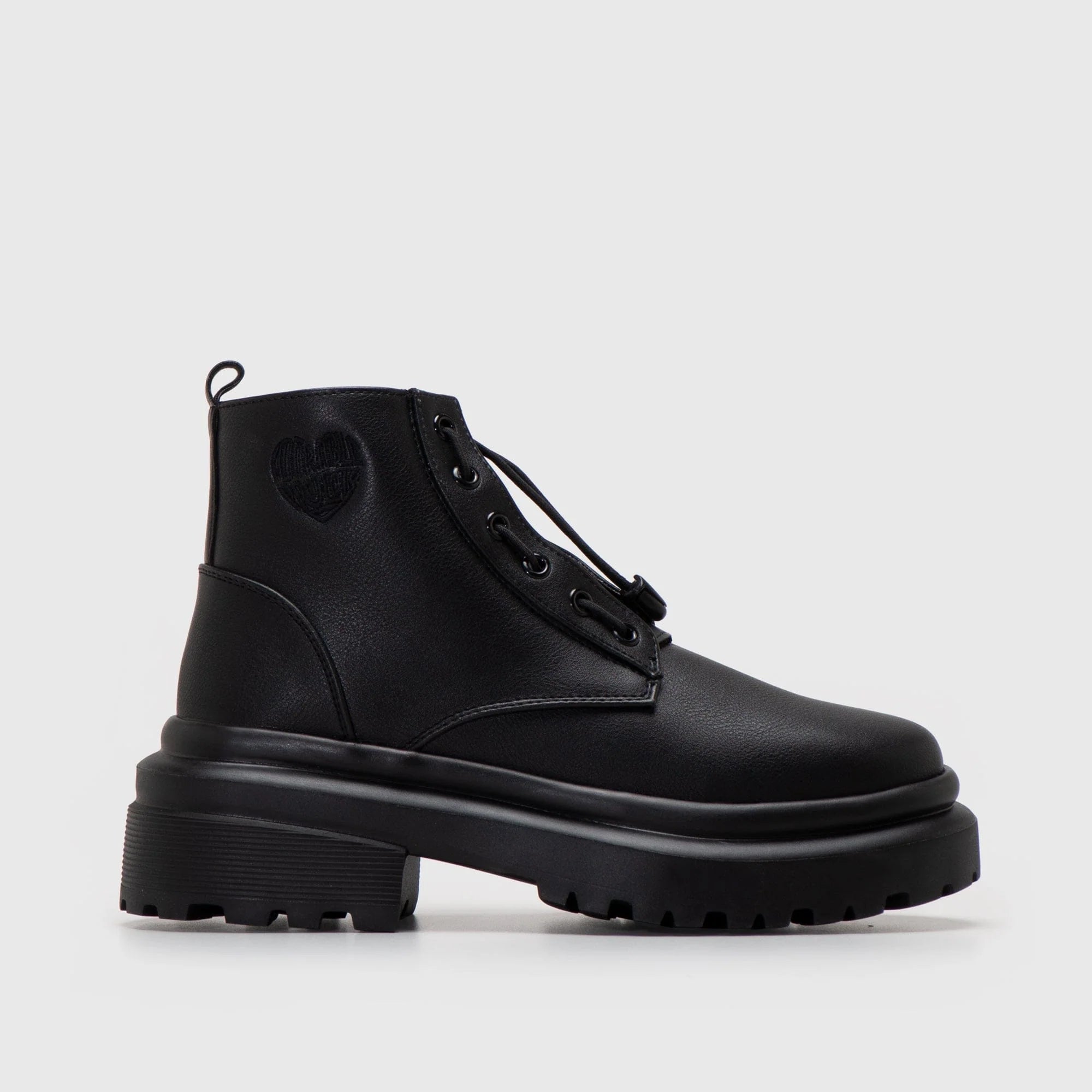 Adorable Projects Noemi Boots Black 2