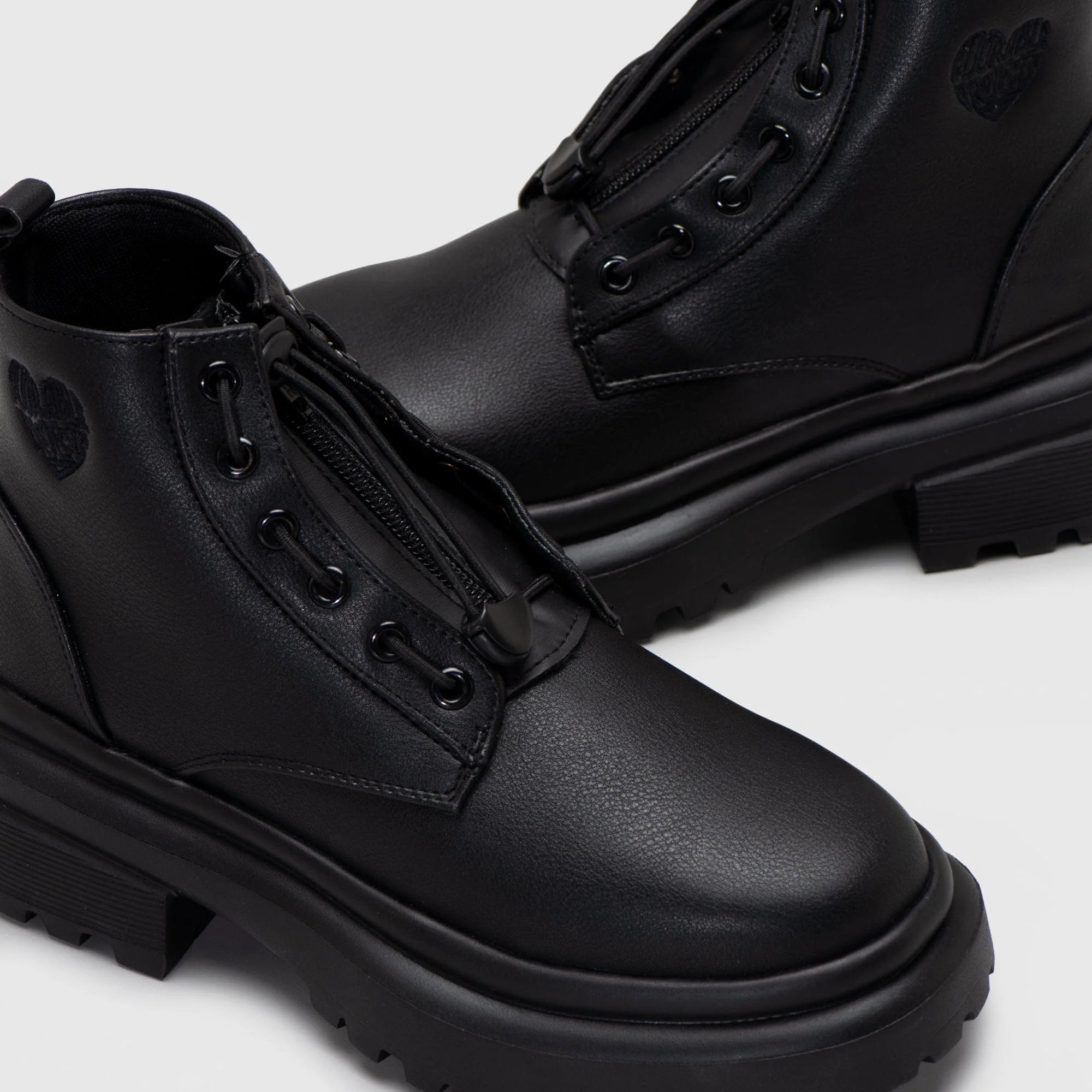 Adorable Projects Noemi Boots Black 3