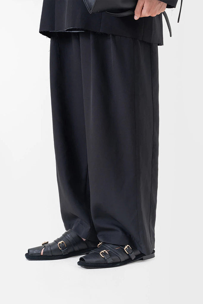 Buckle Open Toe Shoes Black - Mader