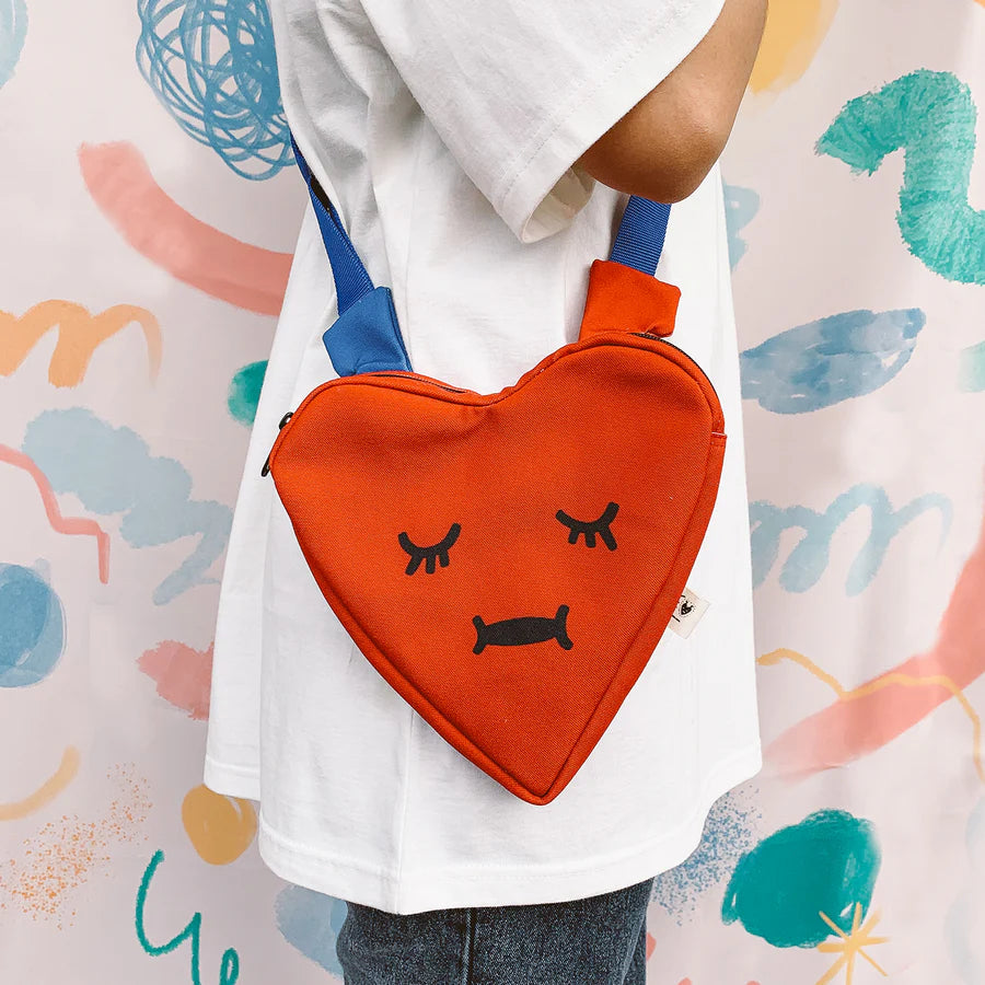Logo Sling Bag - Liunic On Things