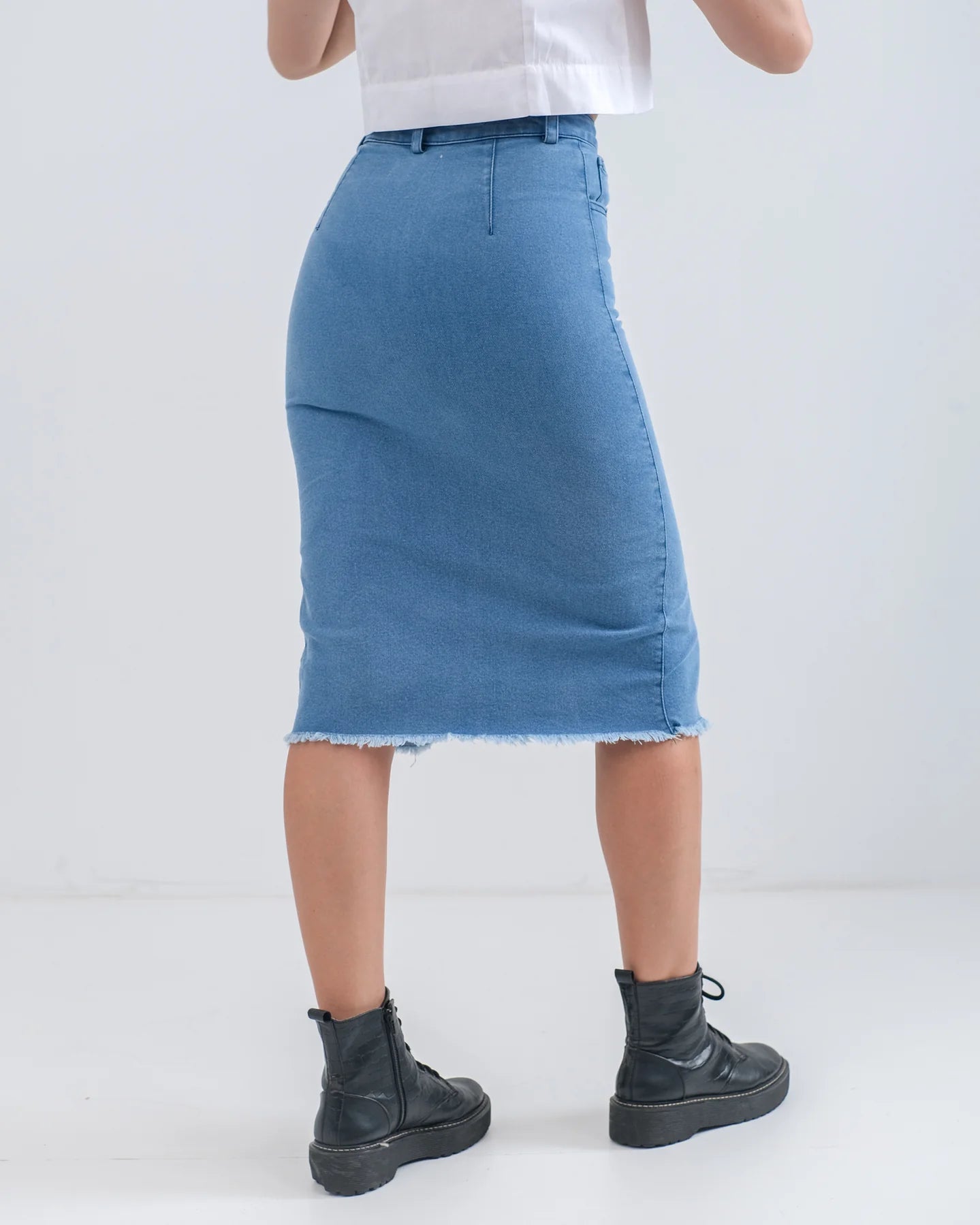 Avery Midi Denim Skirt Light Blue - Ambra La Moda