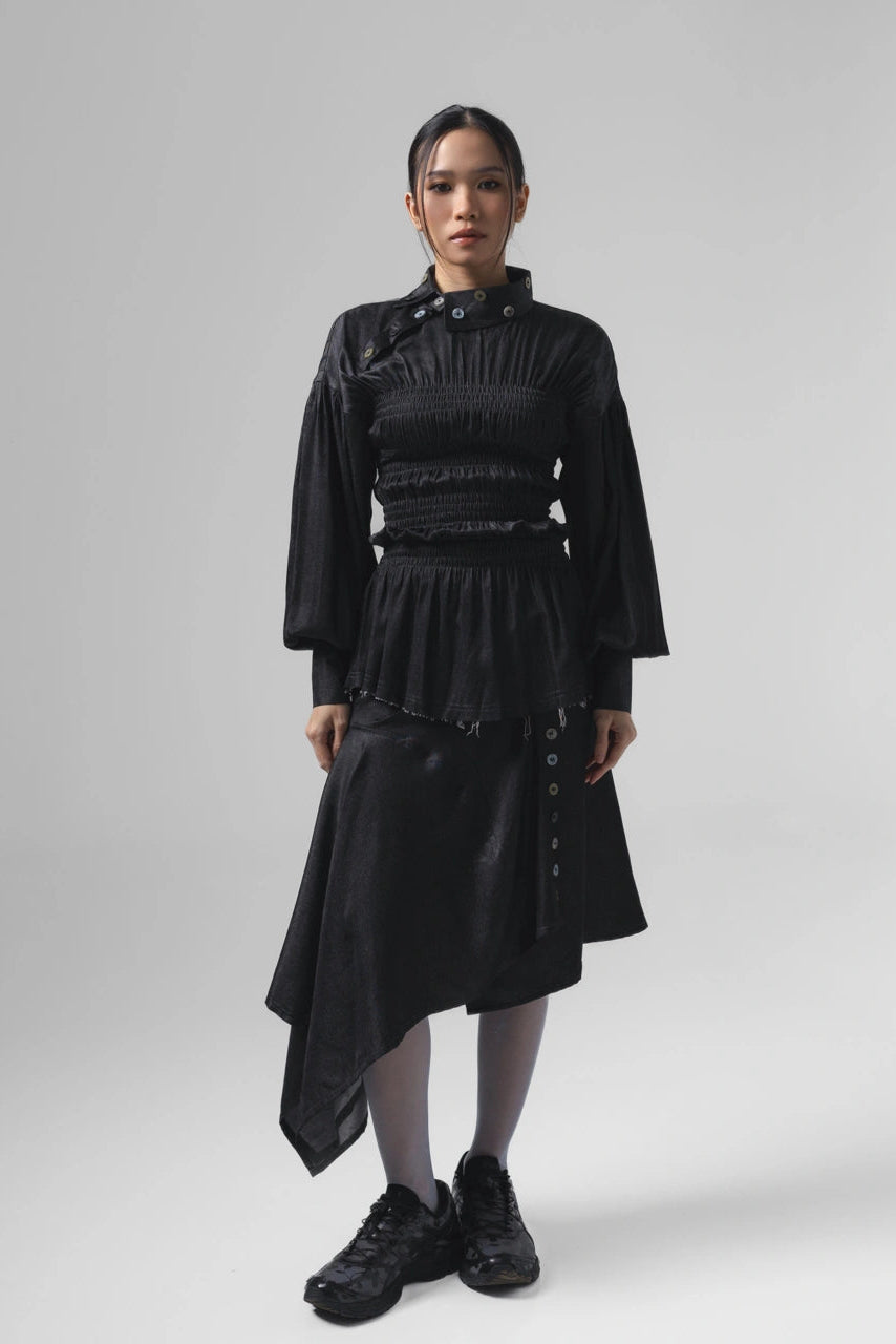 Noir Buttons Colla Smocked Shirt Black - Catha