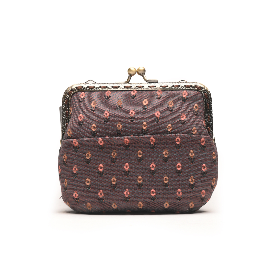 Dear Chestnut Sando Wallet - Hintuturo