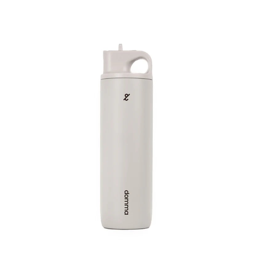 Light grey insulated tumbler with a lid by Domma on a white background