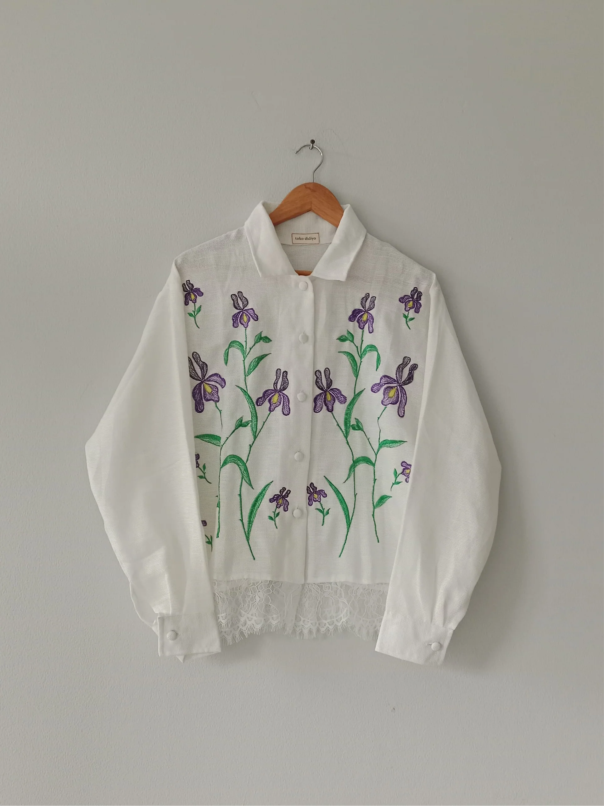 Azalea Embroidery Longsleeve White - Toko Didiyo