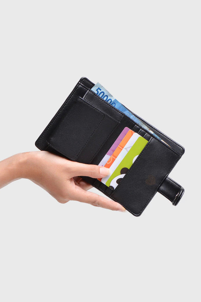Akira Wallet Black - Adorable Projects