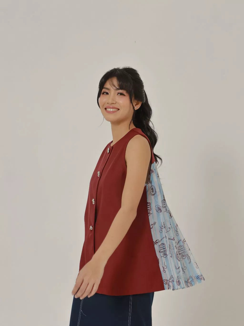 Bora Vest Sheer Adult Wine - LR Studio