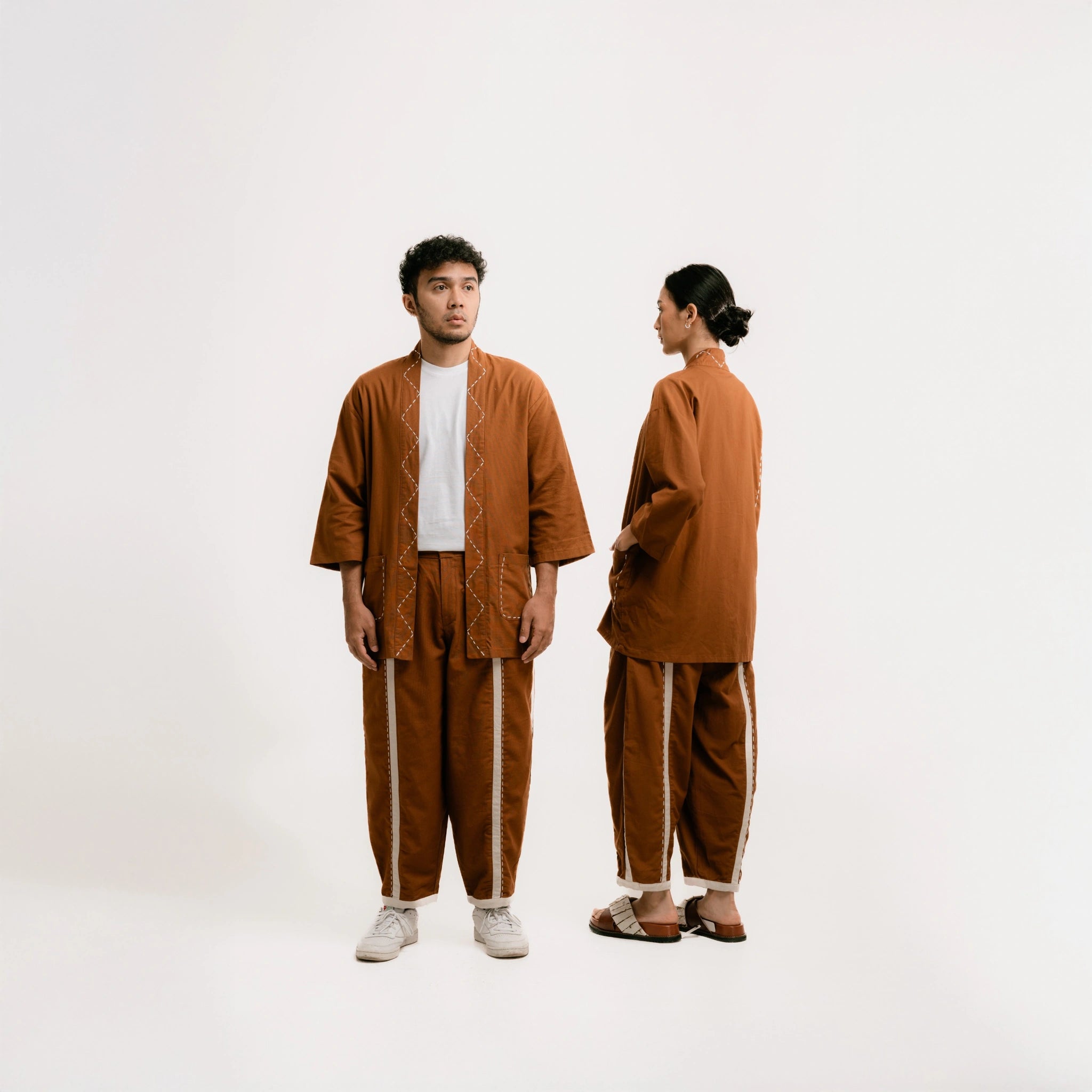 Jalin Unisex Outer - Damakara