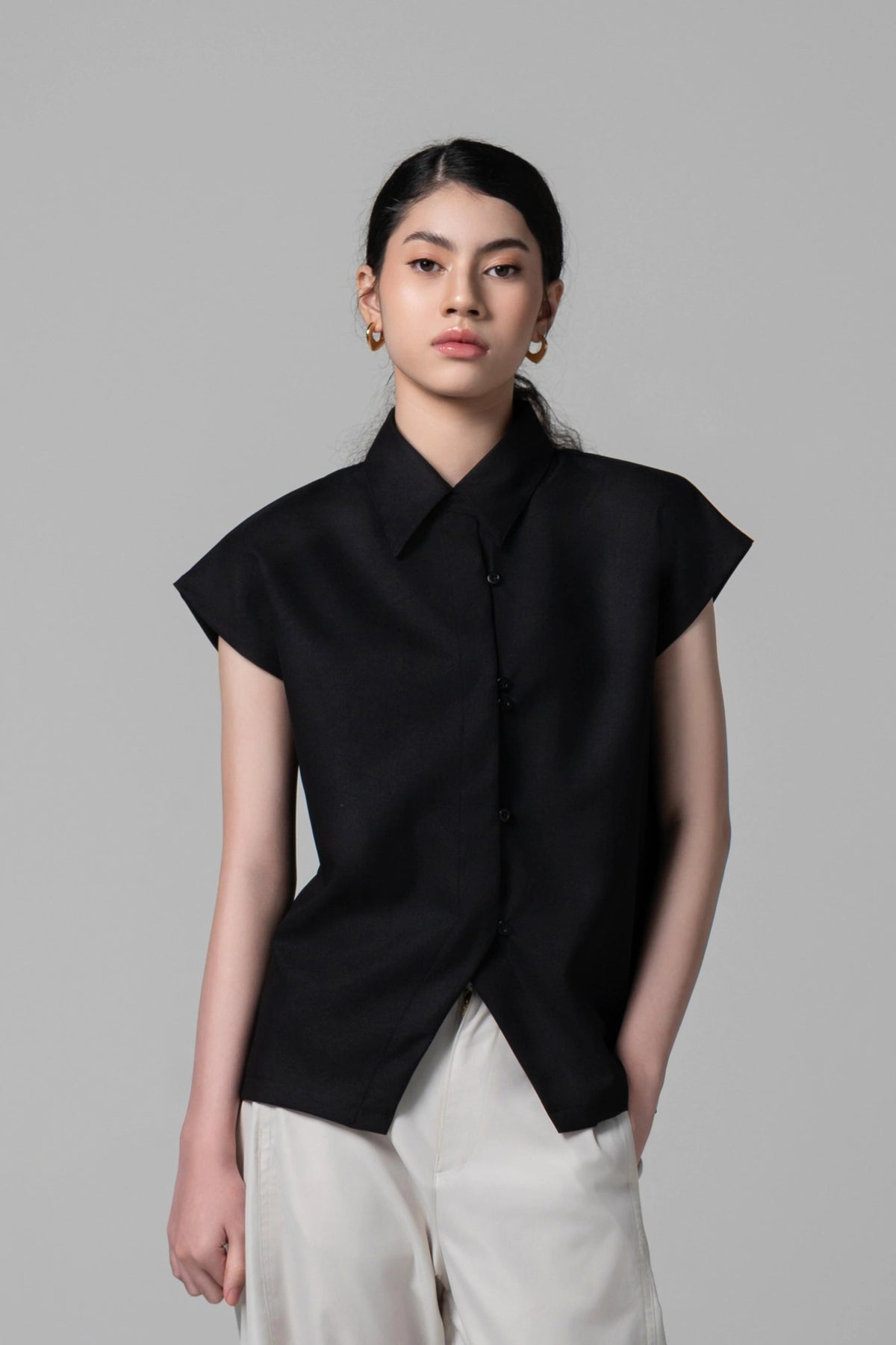 Nera Blouse Black - Kajuaruna