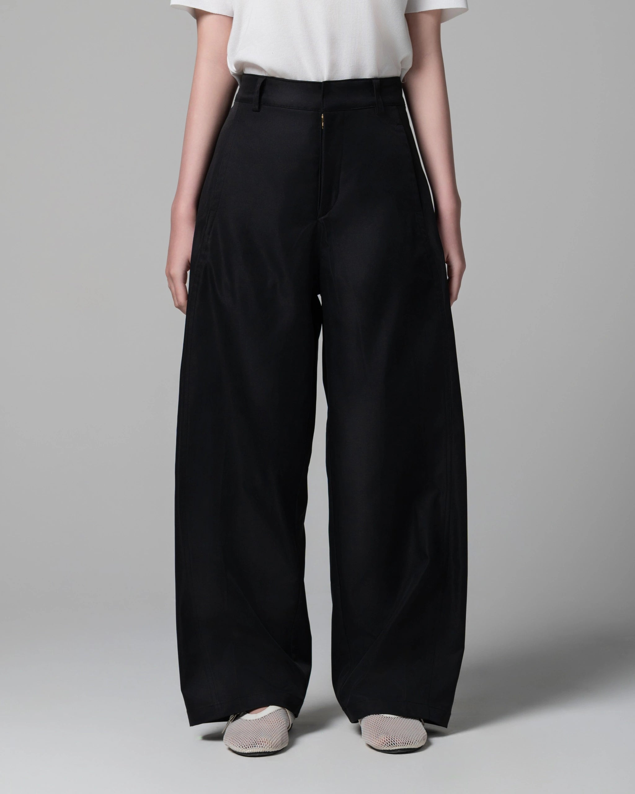 Dera Pants Black - Kajuaruna
