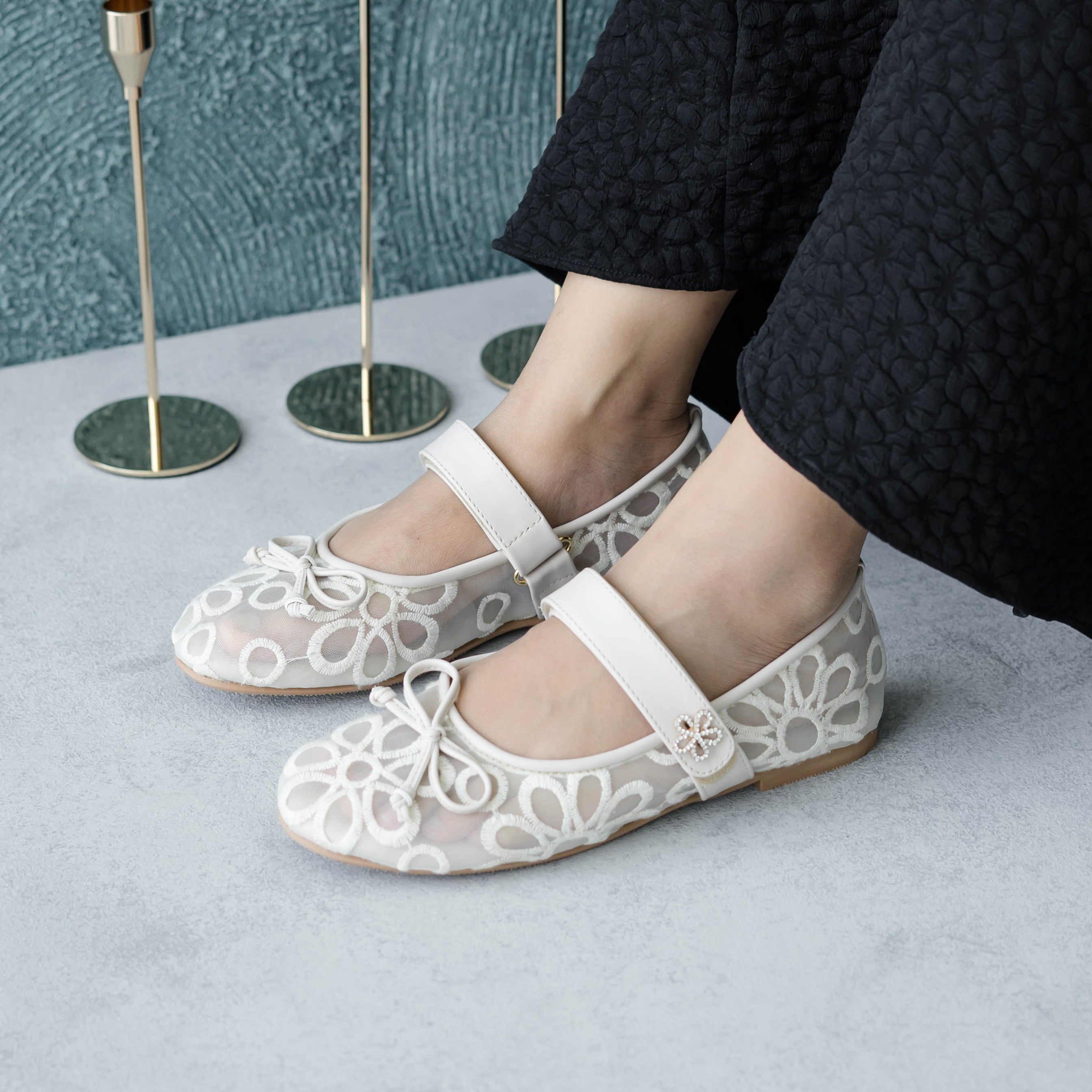 Lizzy Lace Shoes - Dianable