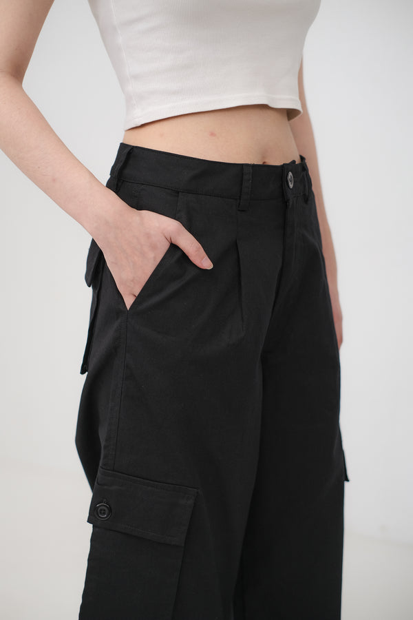 ​London Cargo Pants Black - Ambra La Moda
