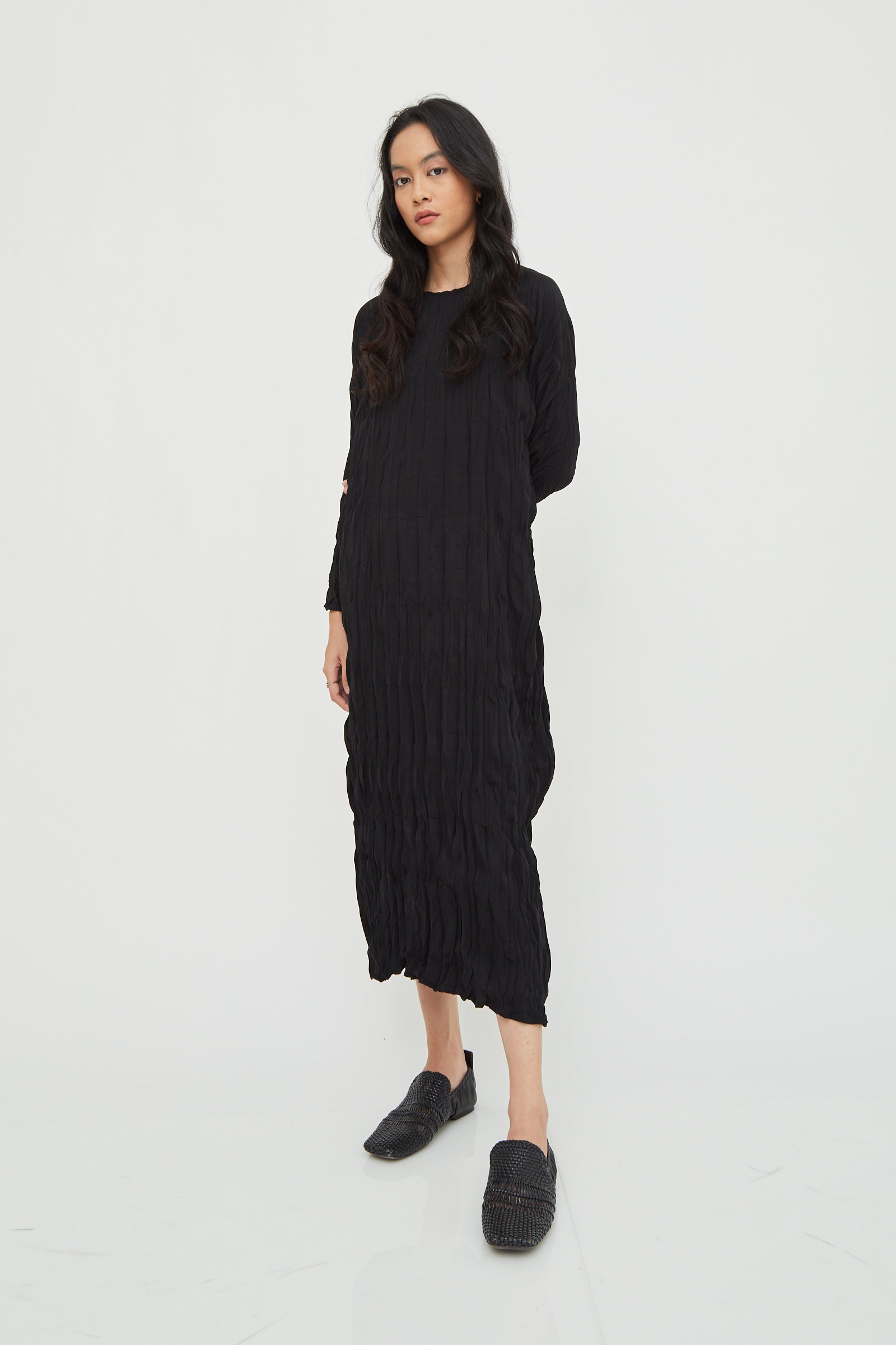 Shop At Velvet Textura Long Sleeves Dress Black