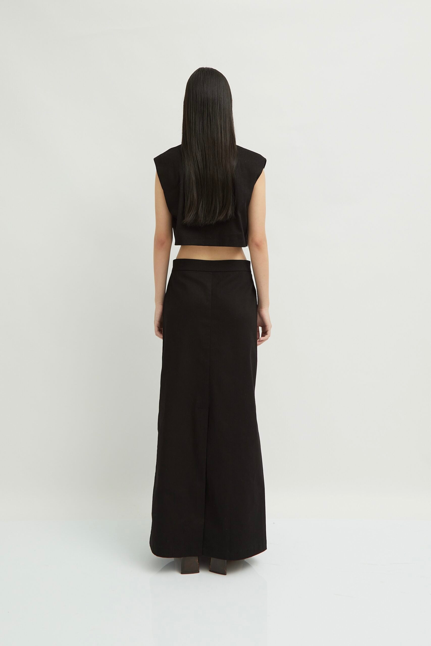 Shop At Velvet Rhonda Maxi Skirt Black Back