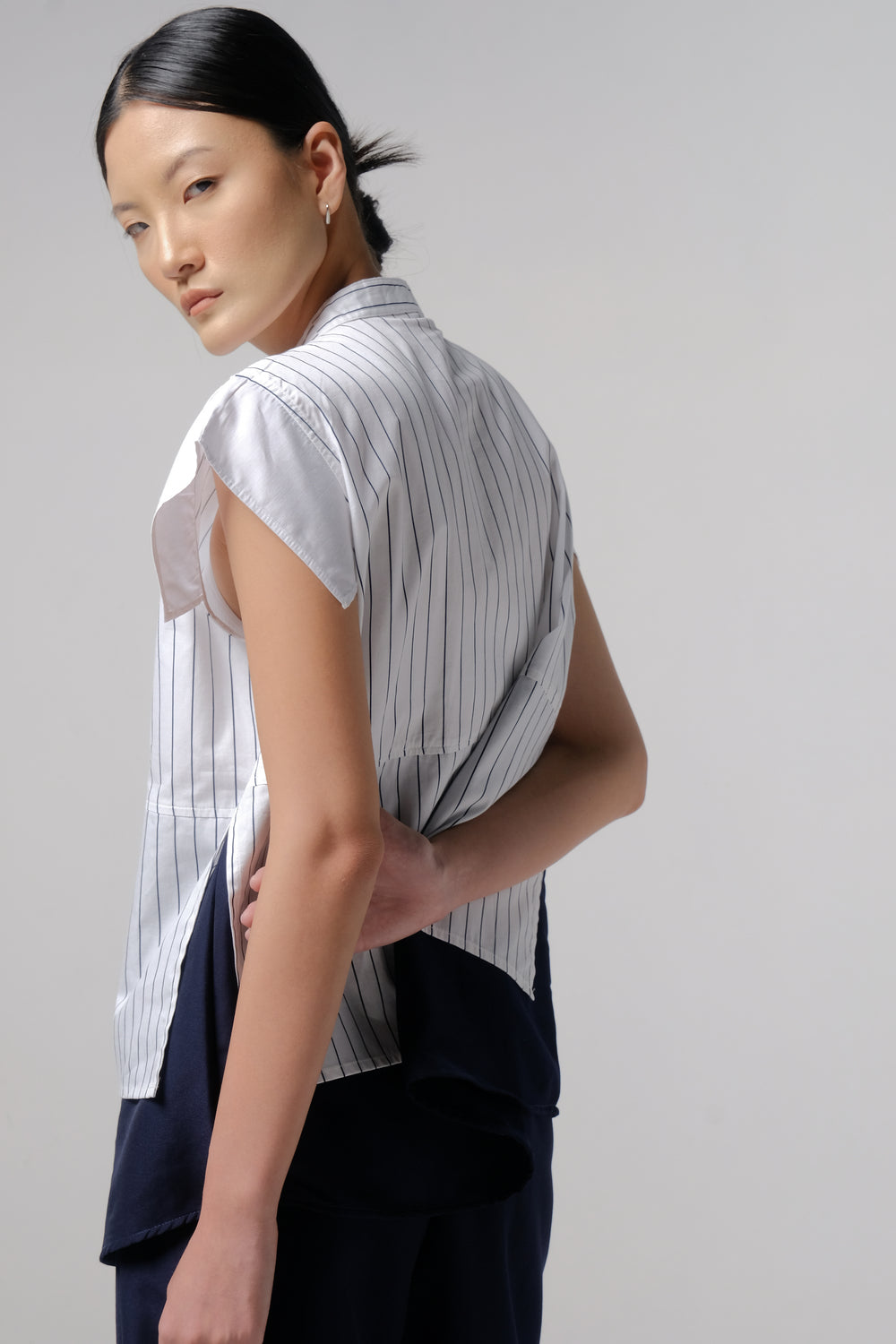 Moru Shirt Stripe White Navy - Kajuaruna