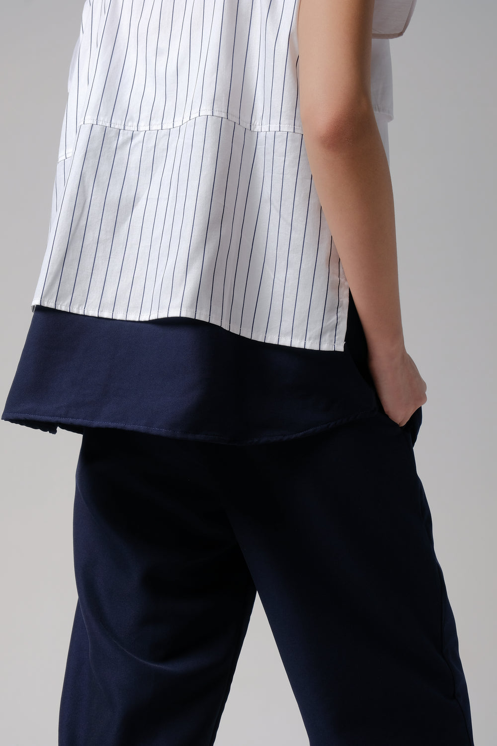 Moru Shirt Stripe White Navy - Kajuaruna