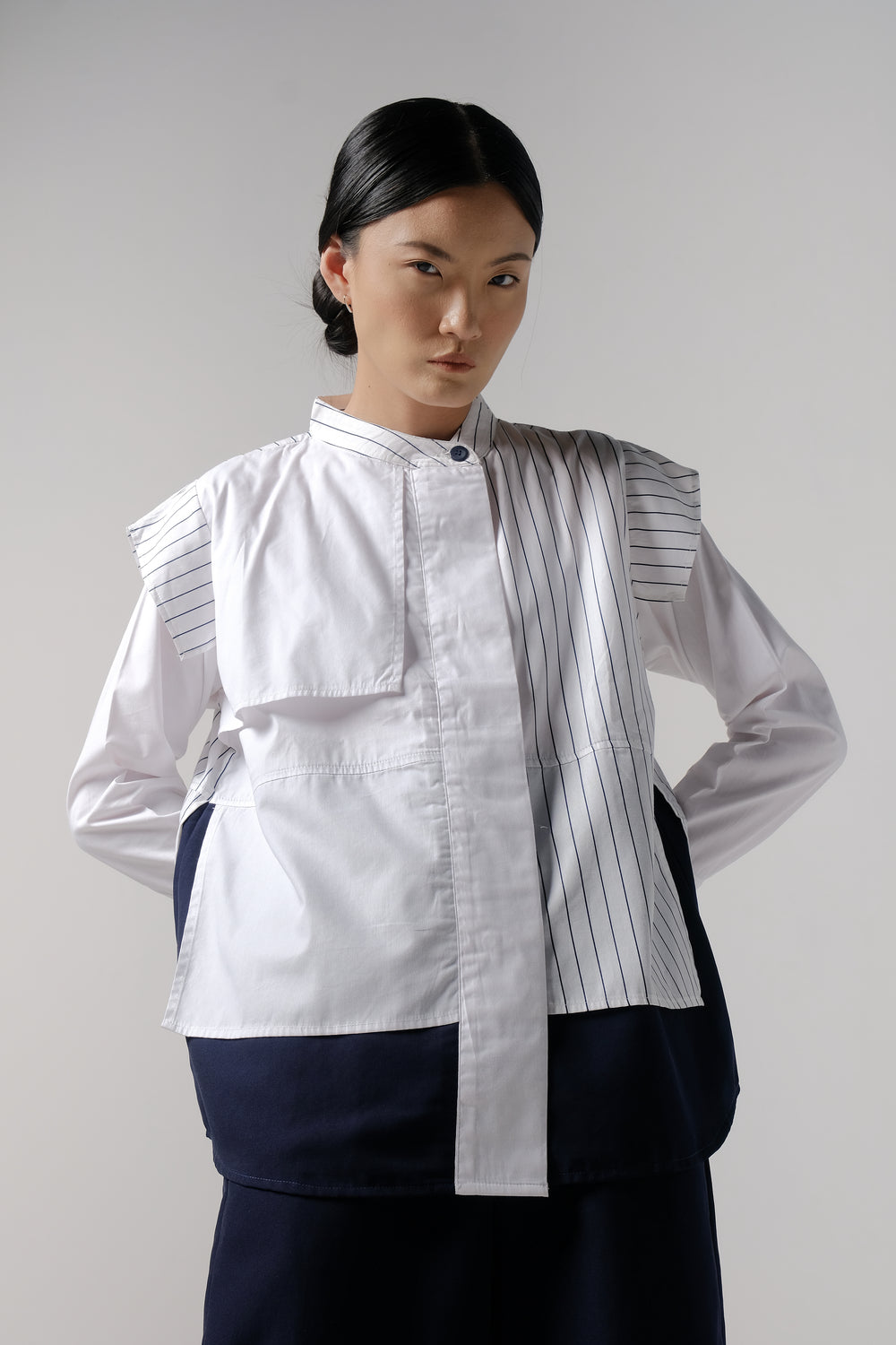 New Moru Shirt Stripe White Navy - Kajuaruna