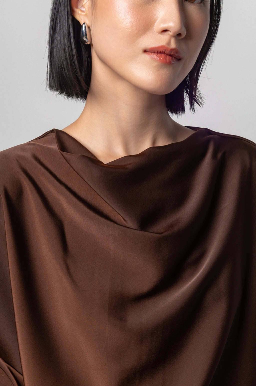 Poise Blouse Brown - Kajuaruna