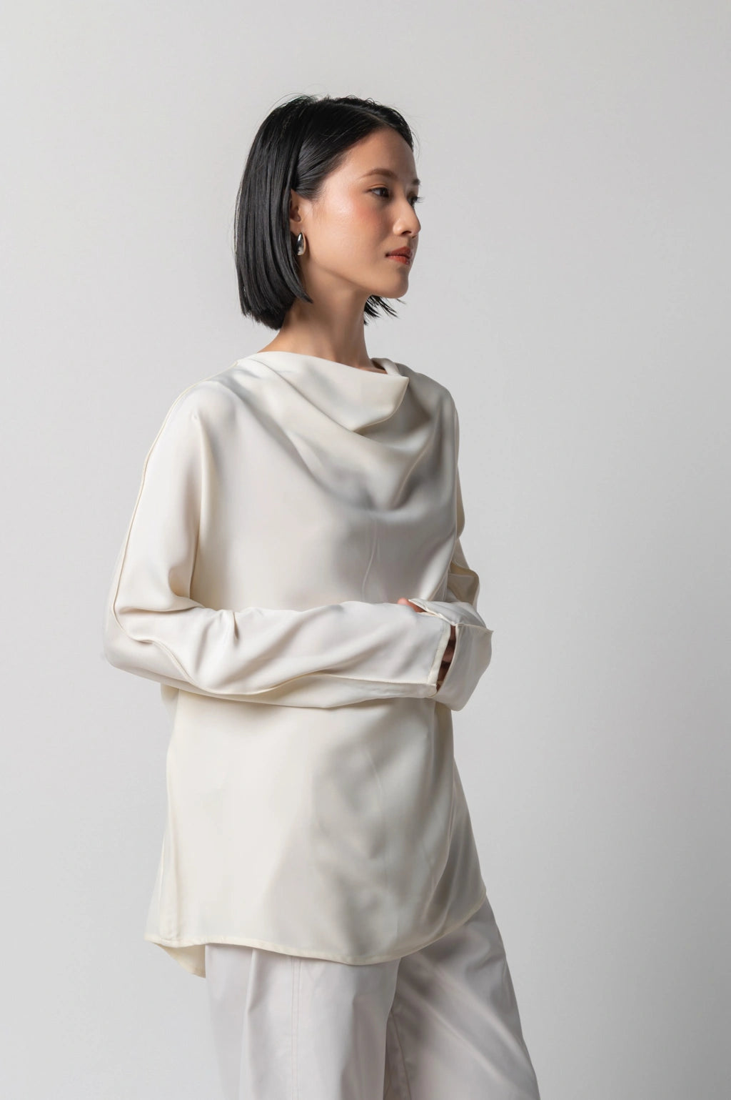Poise Blouse Ivory - Kajuaruna