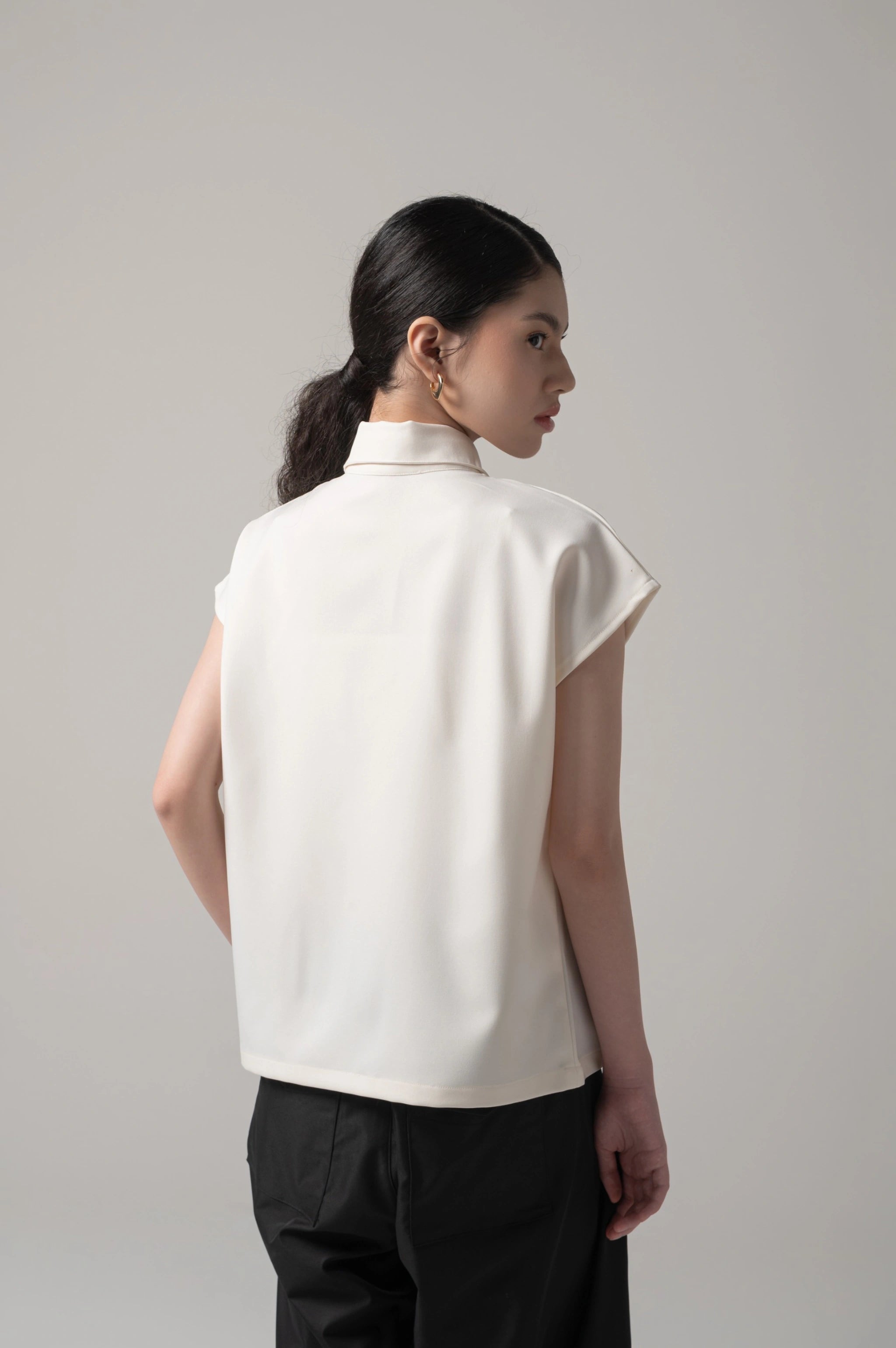 Nera Blouse Broken White  - Kajuaruna