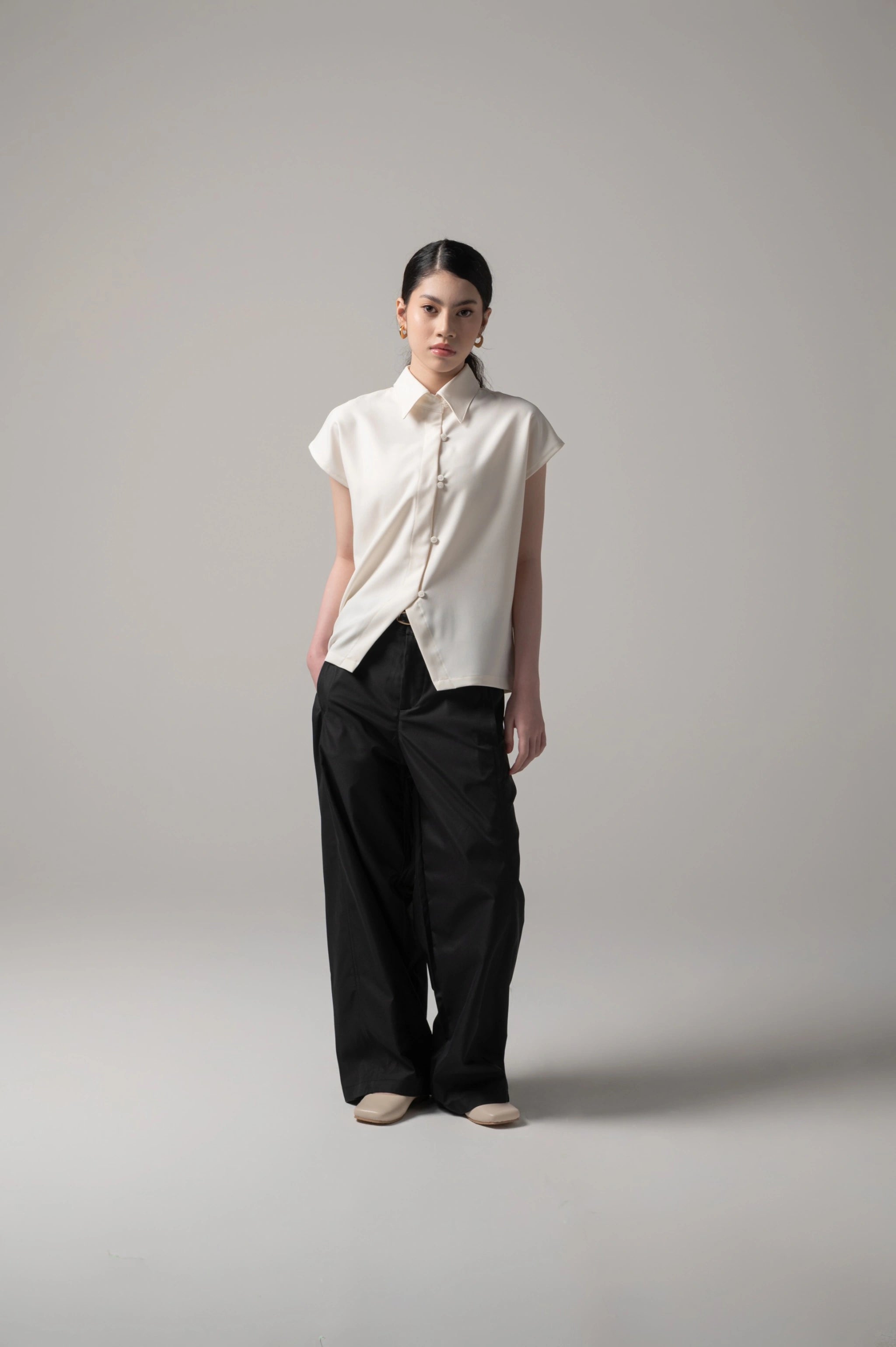 Nera Blouse Broken White  - Kajuaruna