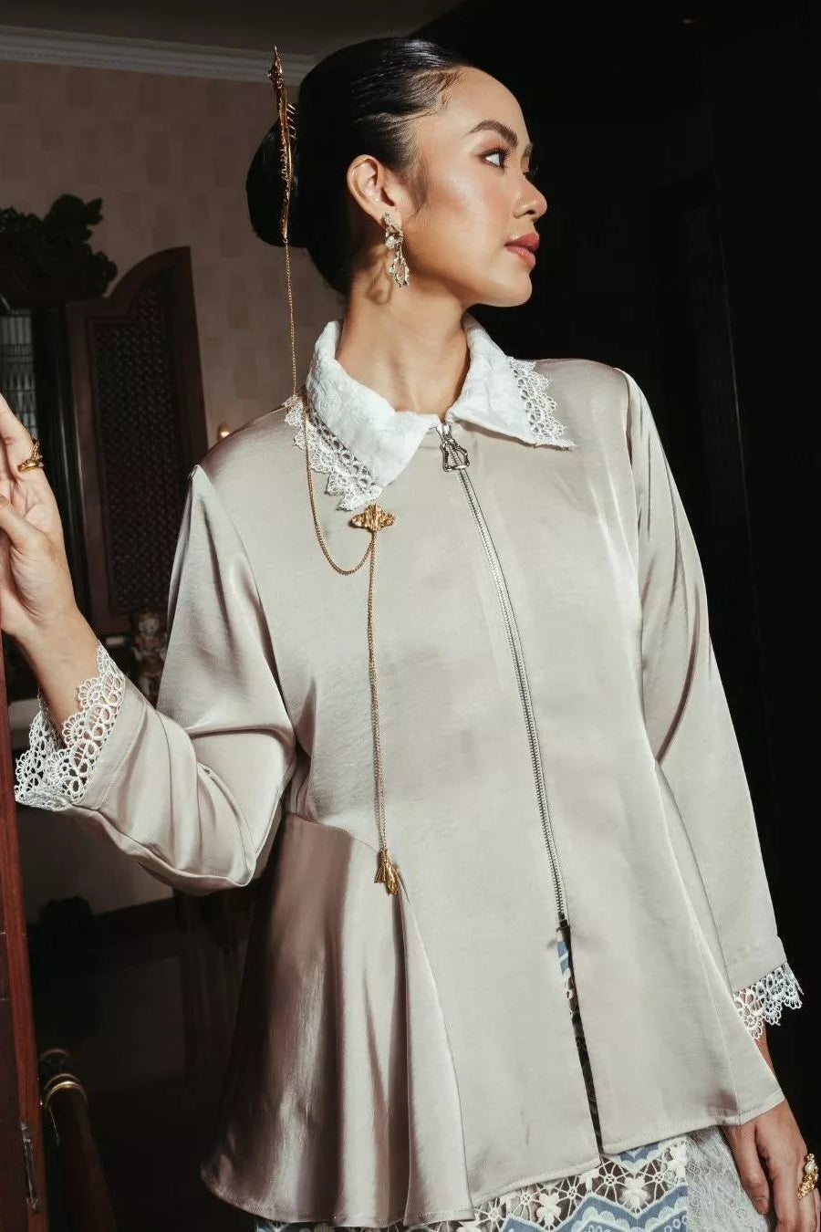 Gamita Zipper Top Longsleeve Cream - LR Studio