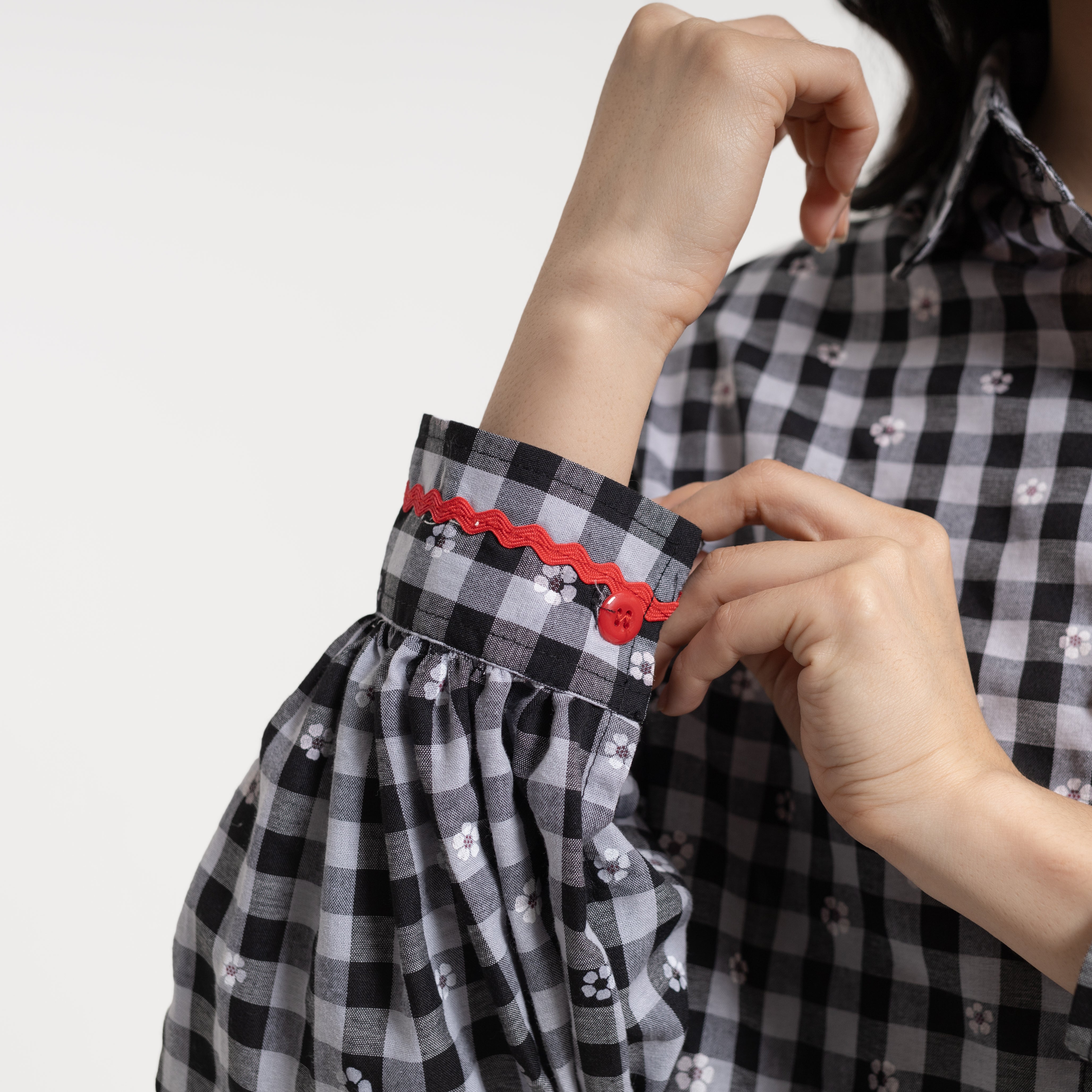 Fleur Puff Shirt Black - Saya Saya