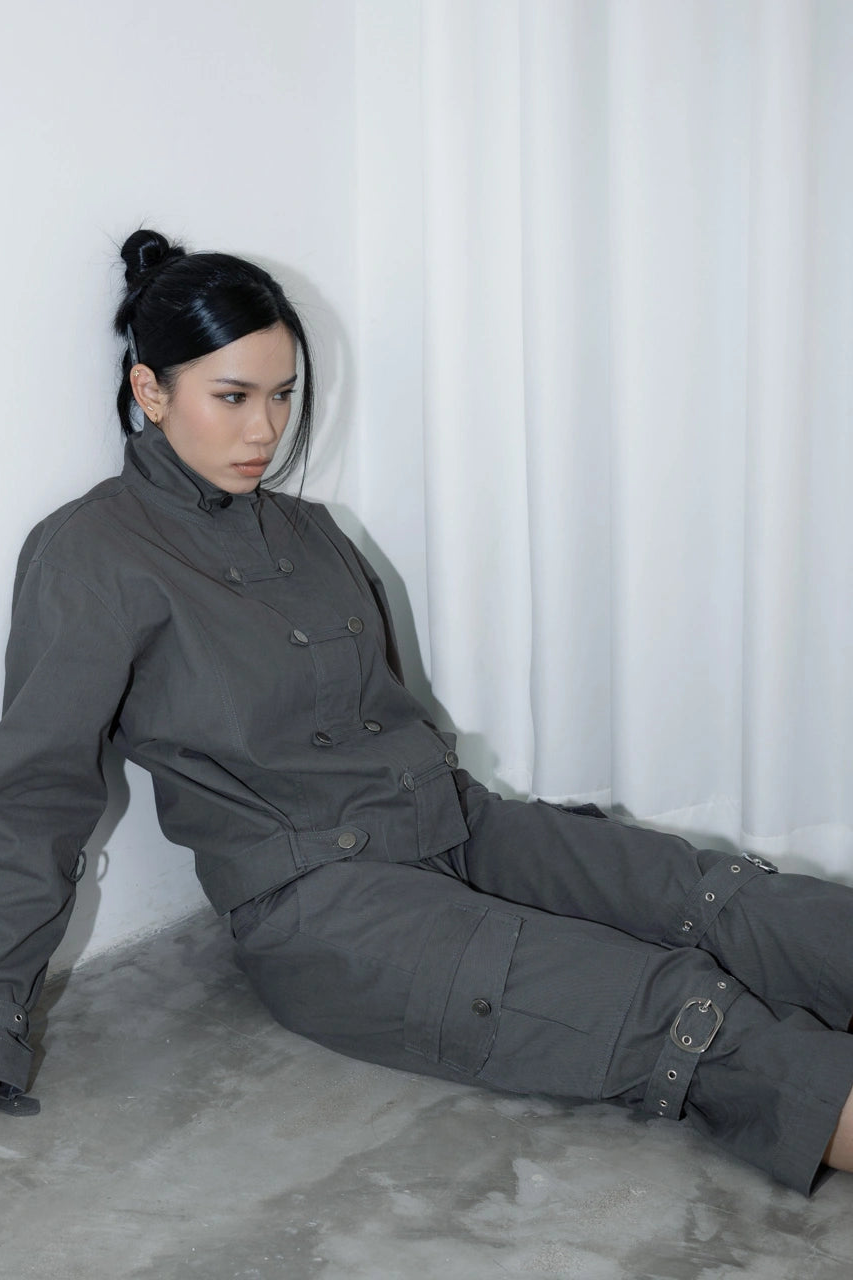 Strap Capri Pants Grey - Catha