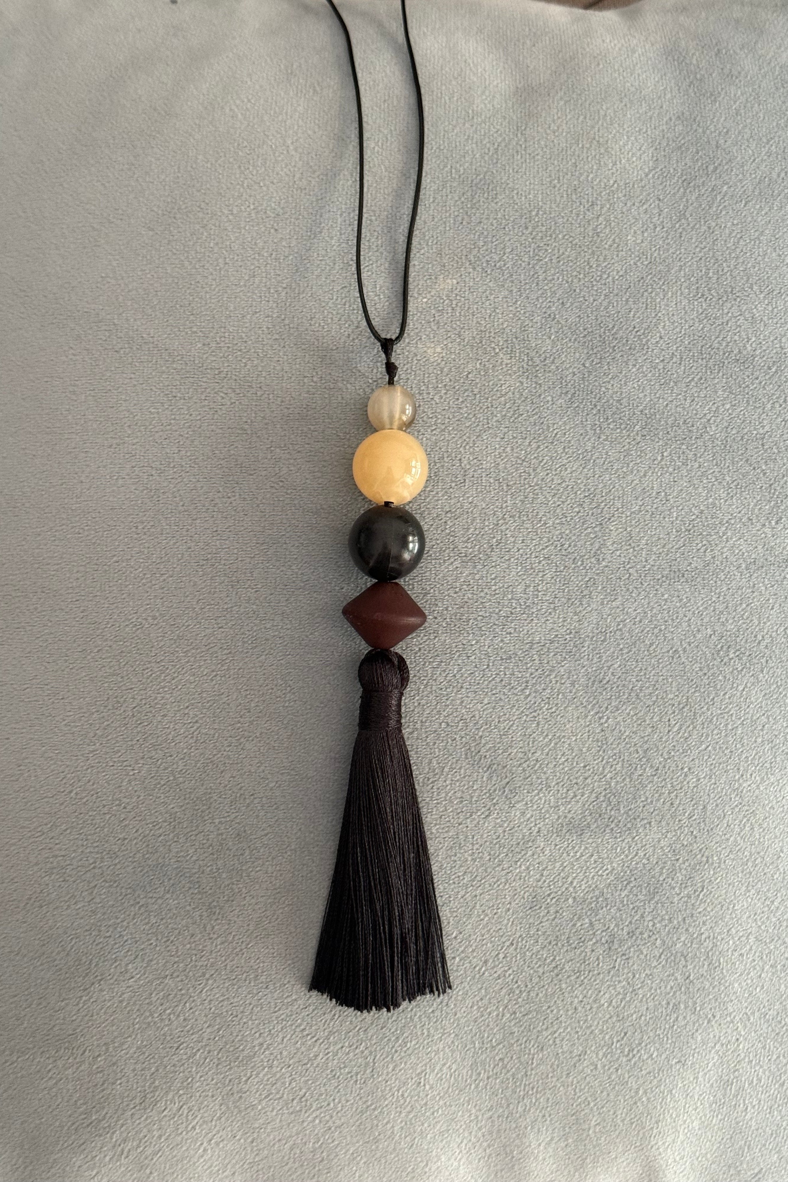 Tassel Necklace Black - Contas
