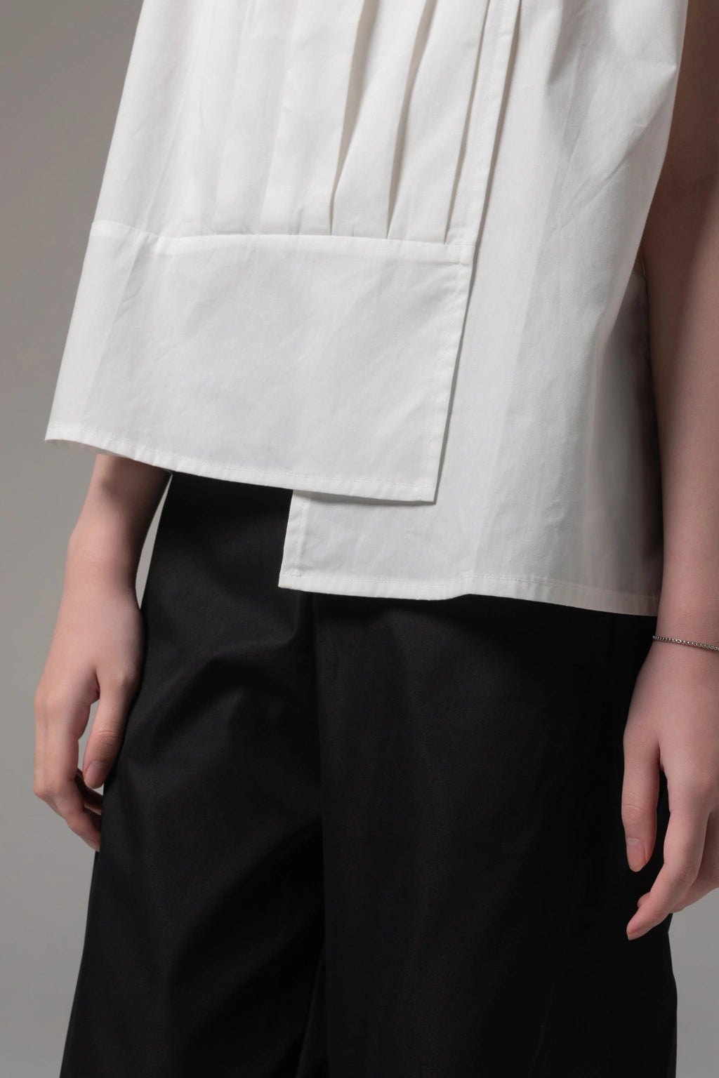 Larry Blouse Bw - Kajuaruna