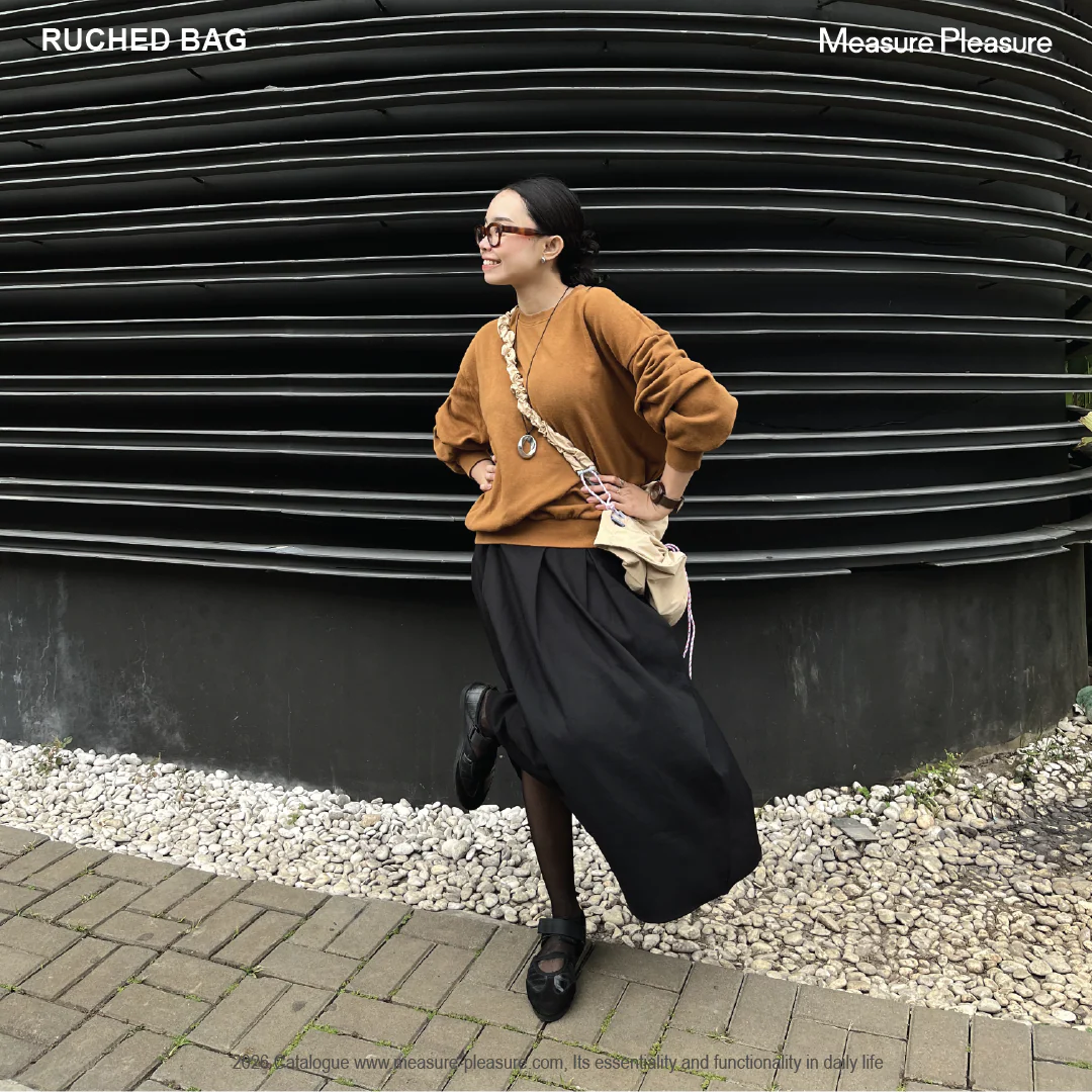 Ruched Bag 707 Light Caramel - Measure Pleasure