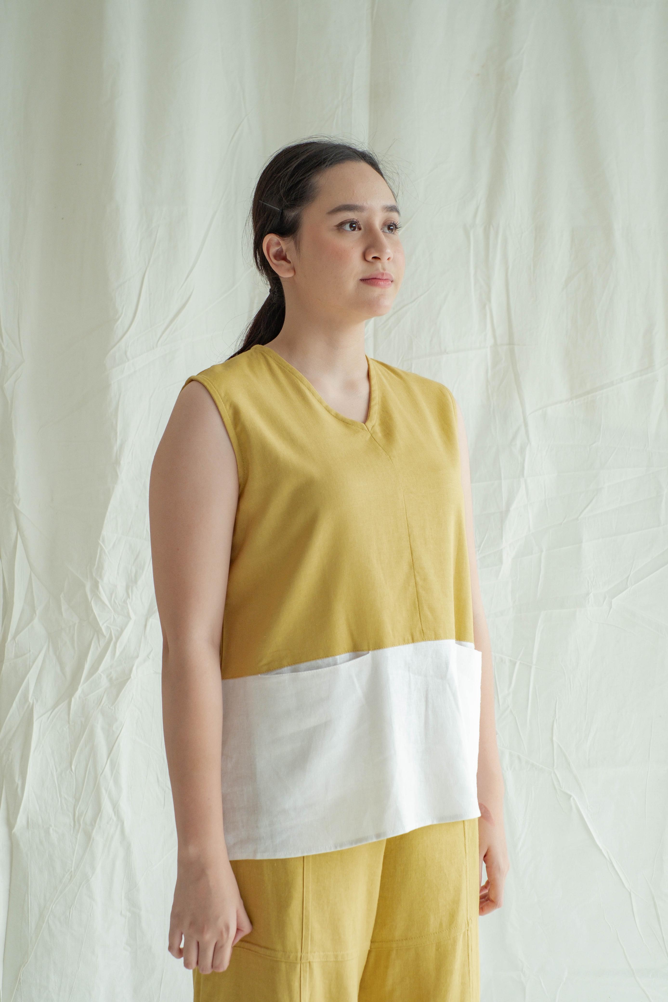 Sumba Top Kuning Putih - Labuan Linen Wear