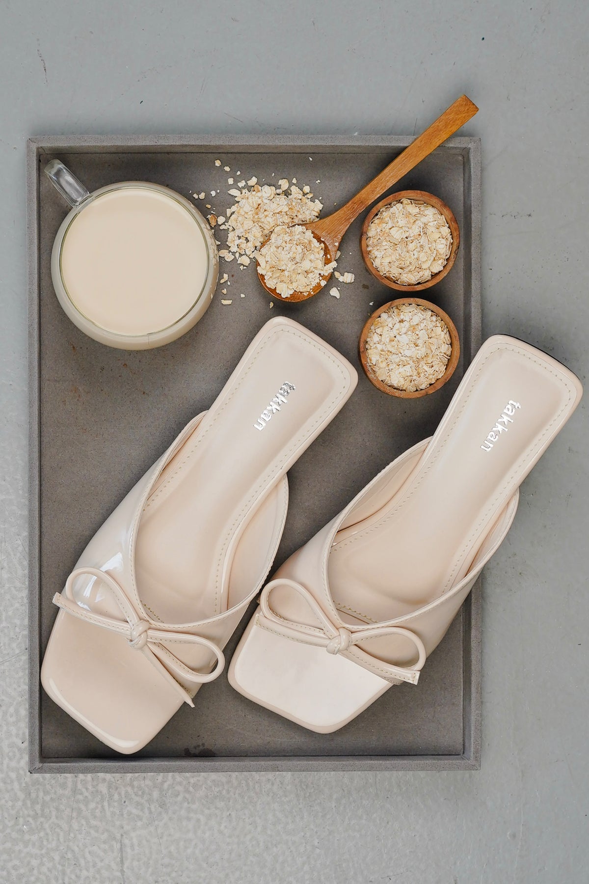 Nata Bow Sandals Oat - Takkan