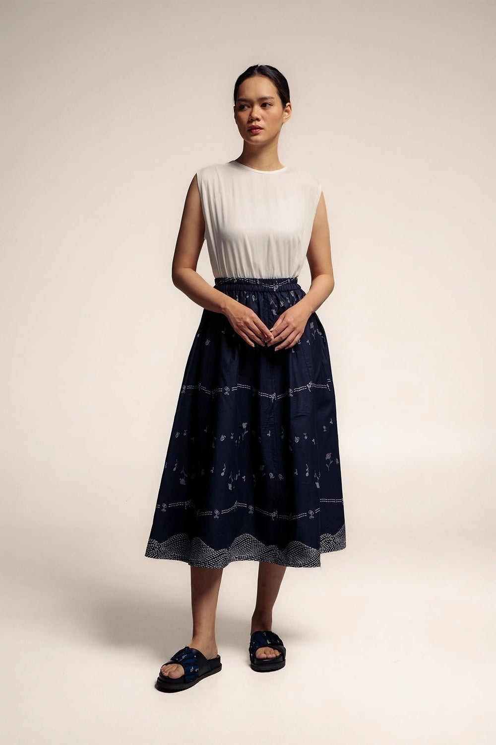 Kembali Panel Skirt - Damakara