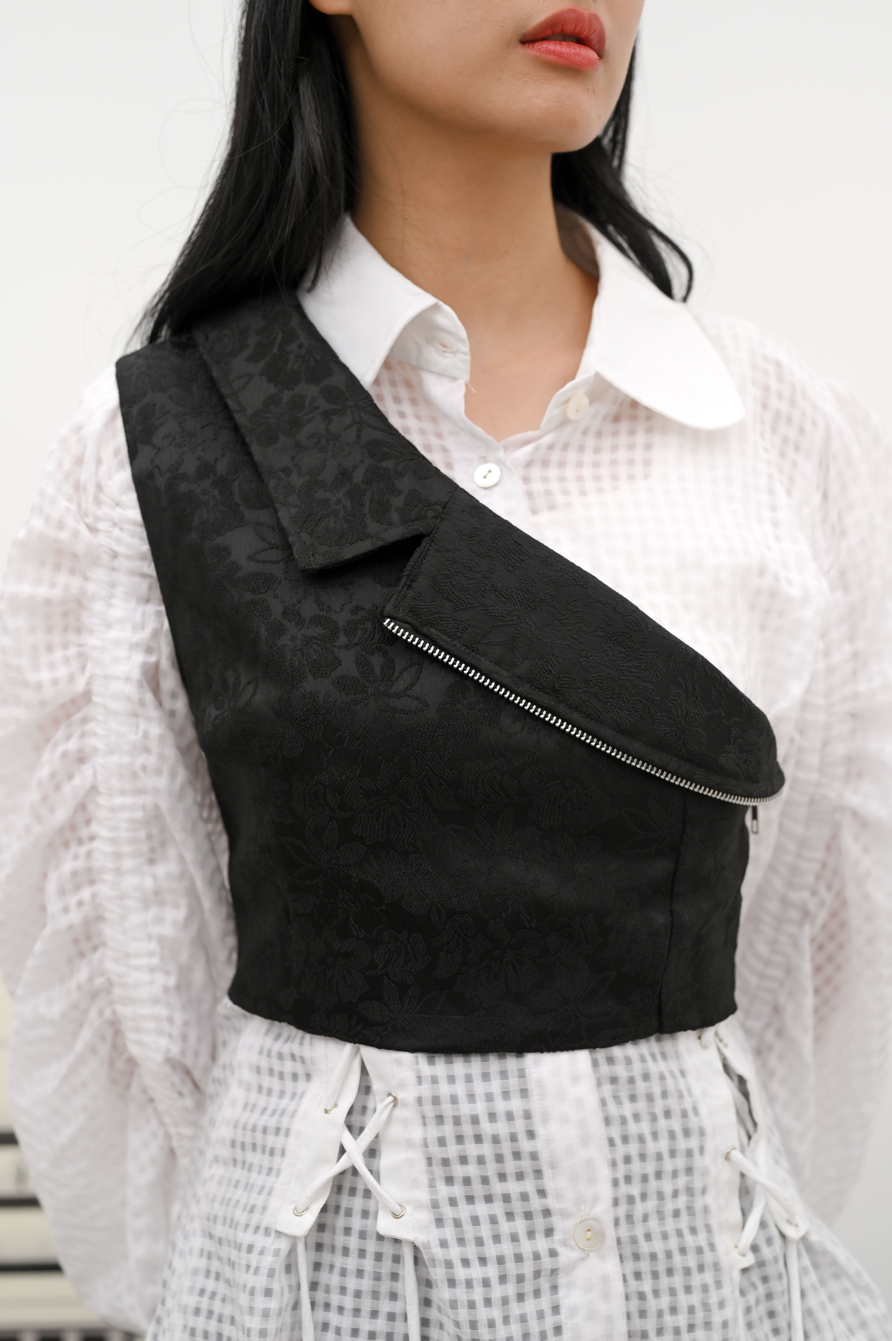 Junko Vest Black - Alexalexa