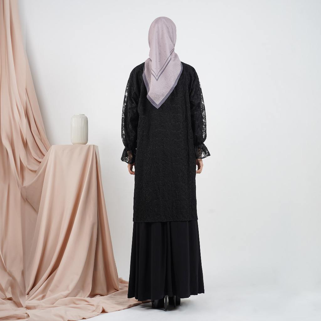 Hayria Outer Black - Hajeera