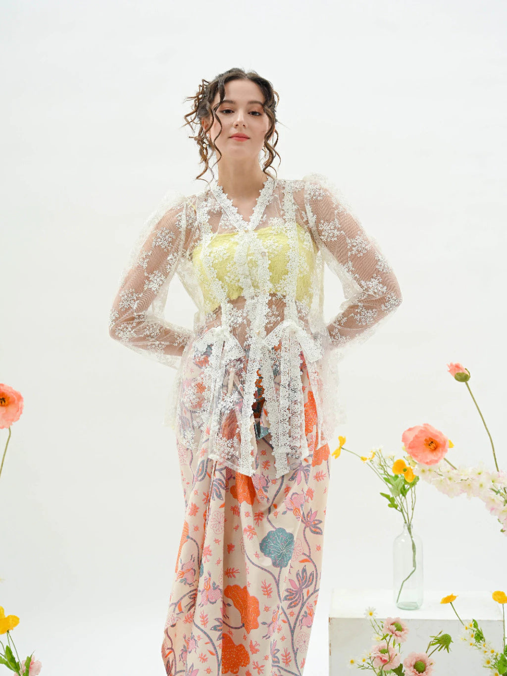 Kejora Kebaya Broken White - Mera & Jenar