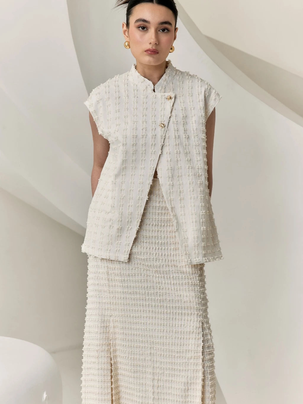 Peony Top Tenun Bulu - Mine