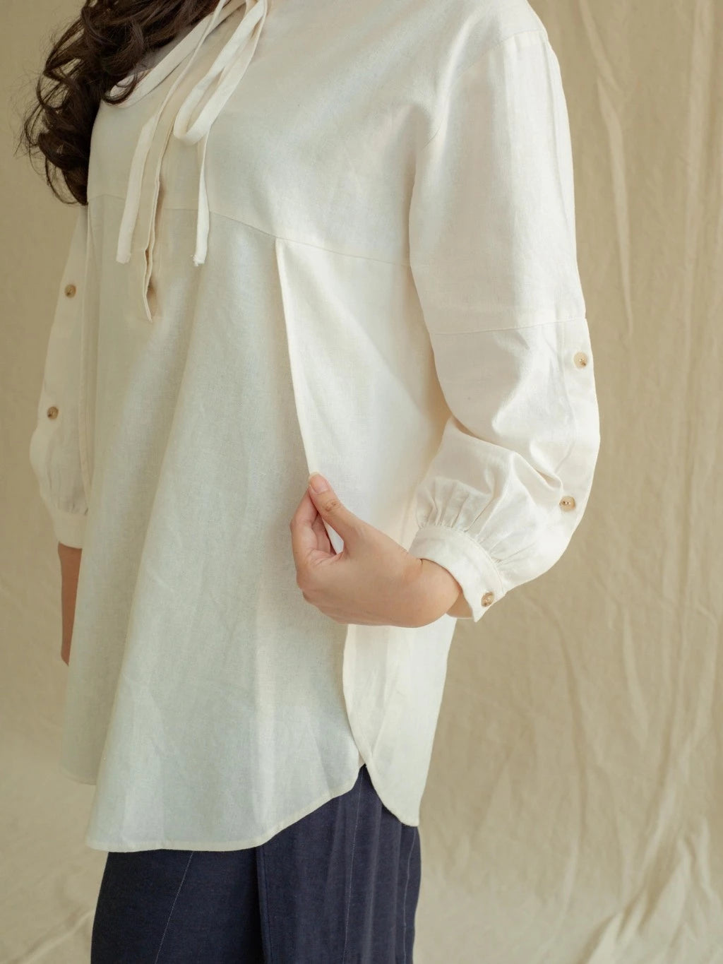 Kemeja Pasih Putih - Labuan Linen Wear
