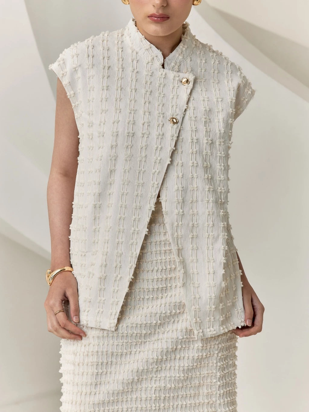 Peony Top Tenun Bulu - Mine