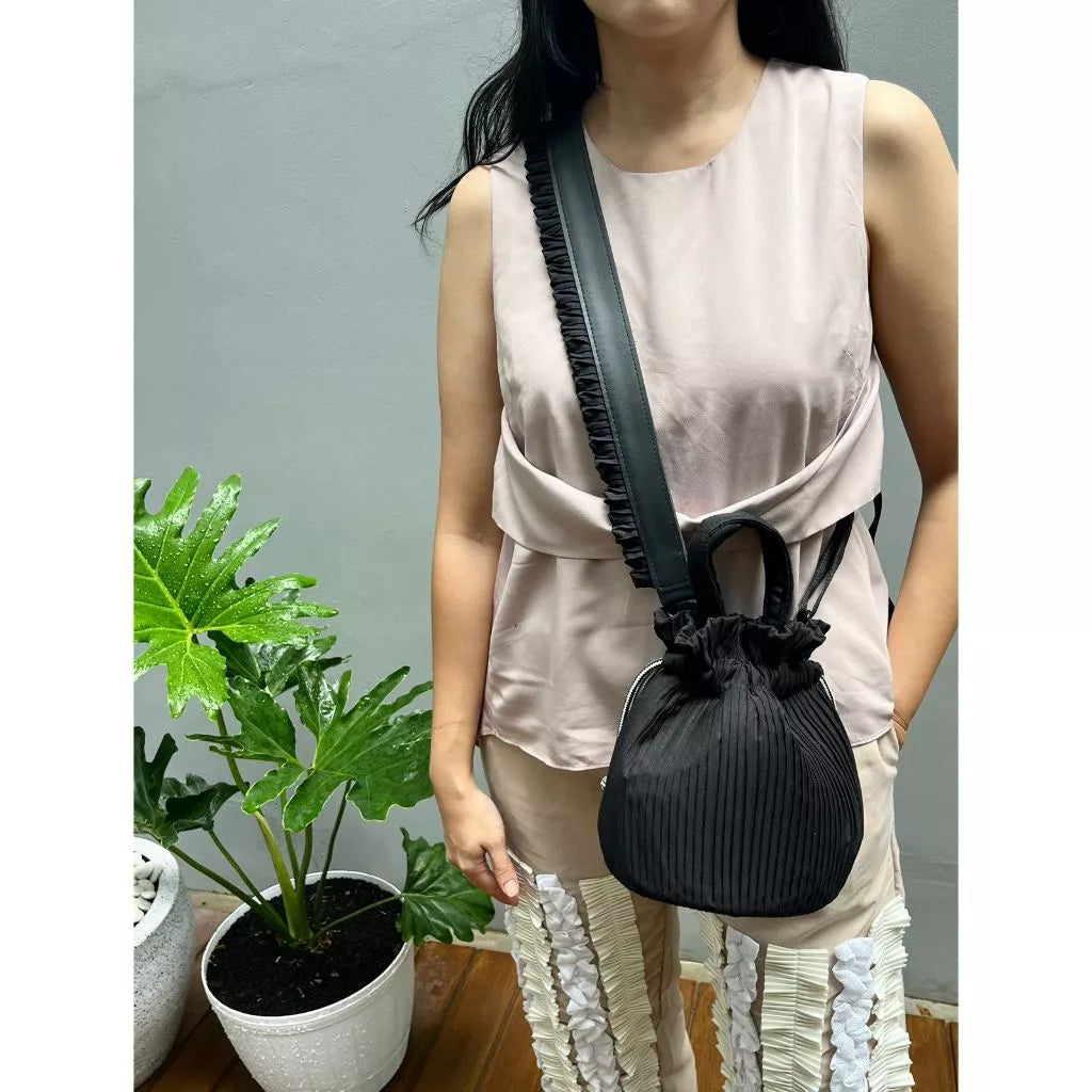 Mini Pleated Bucket Bag - Mannequin Palstic