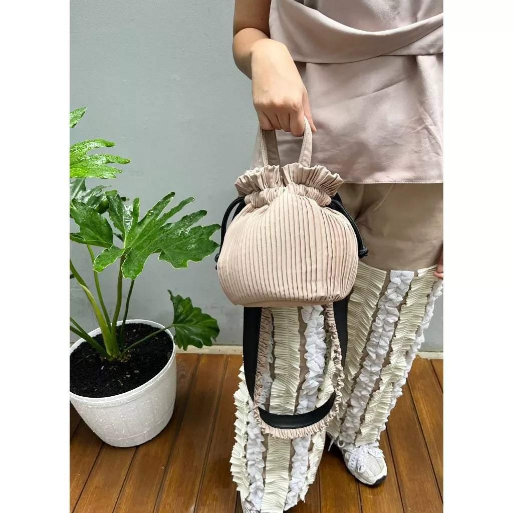Mini Pleated Bucket Bag - Mannequin Palstic