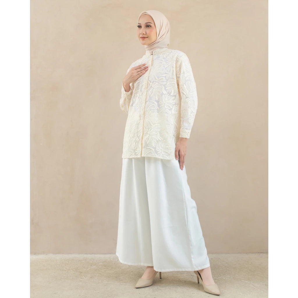 Lacey Long Shirt Creme - Aumone