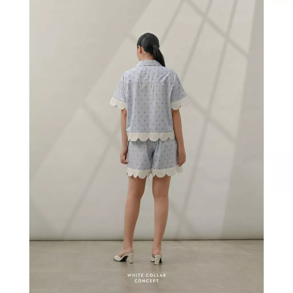 Octa Top Stripe - White Collar Concept