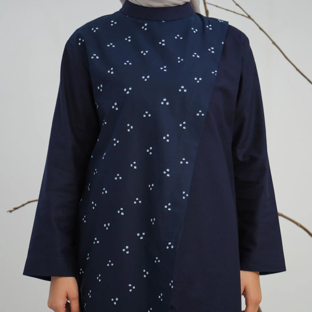 Raia Tunic Longsleeve Navy - Kain Lokal