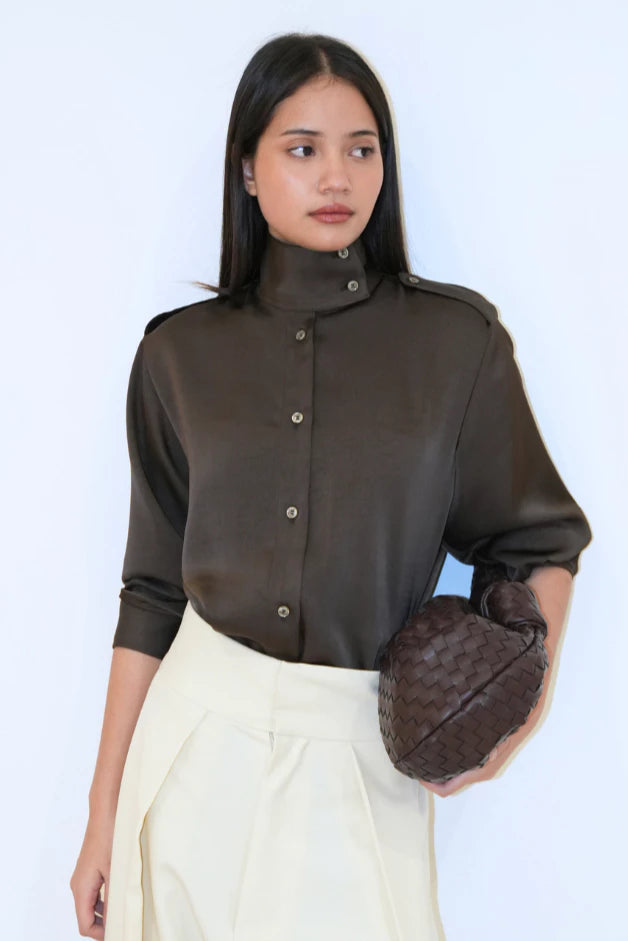 High Collar Top Toffe - LR Studio